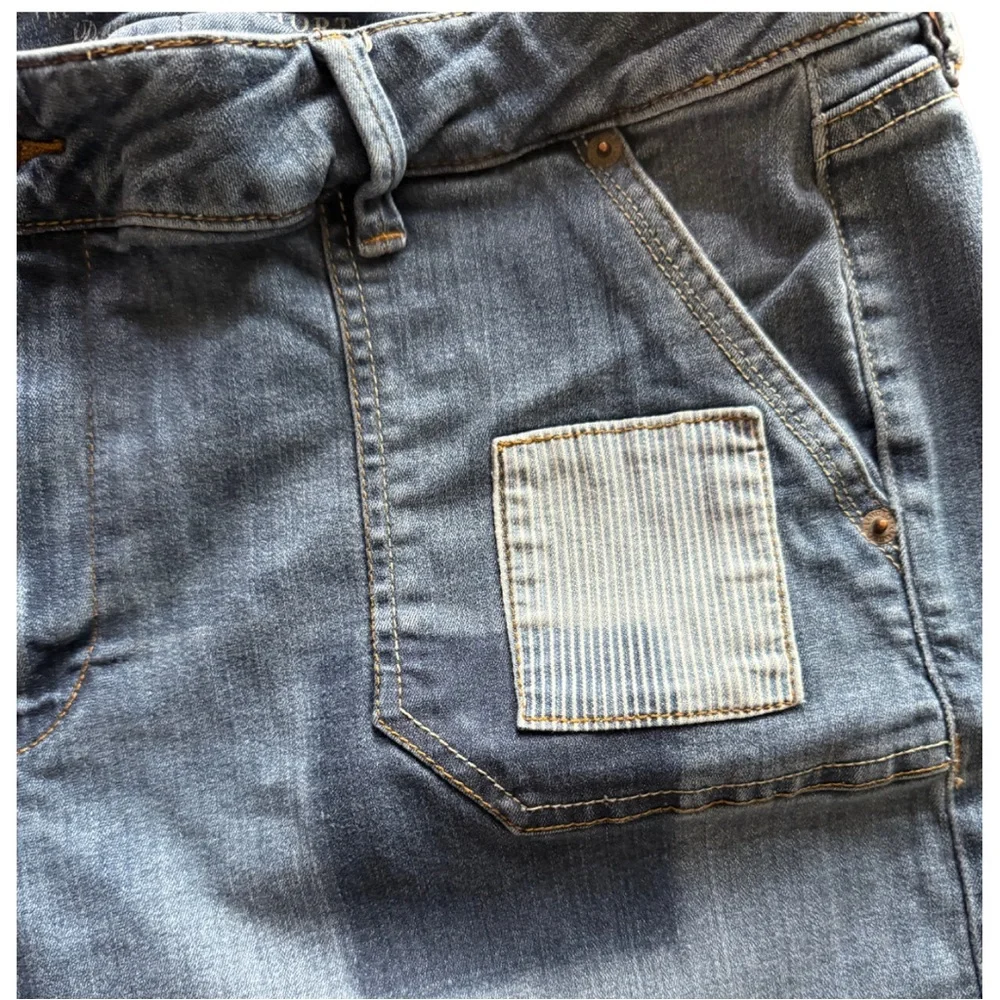 The Limited Stretch Denim Shorts – Size 18 – Good Condition